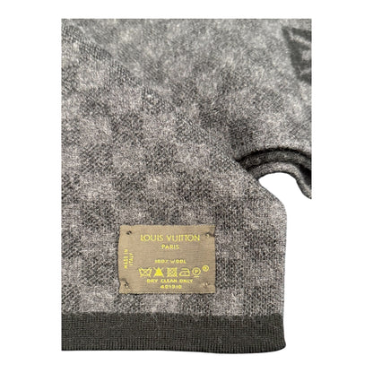 Louis Vuitton black/grey damier wool scarf used 
