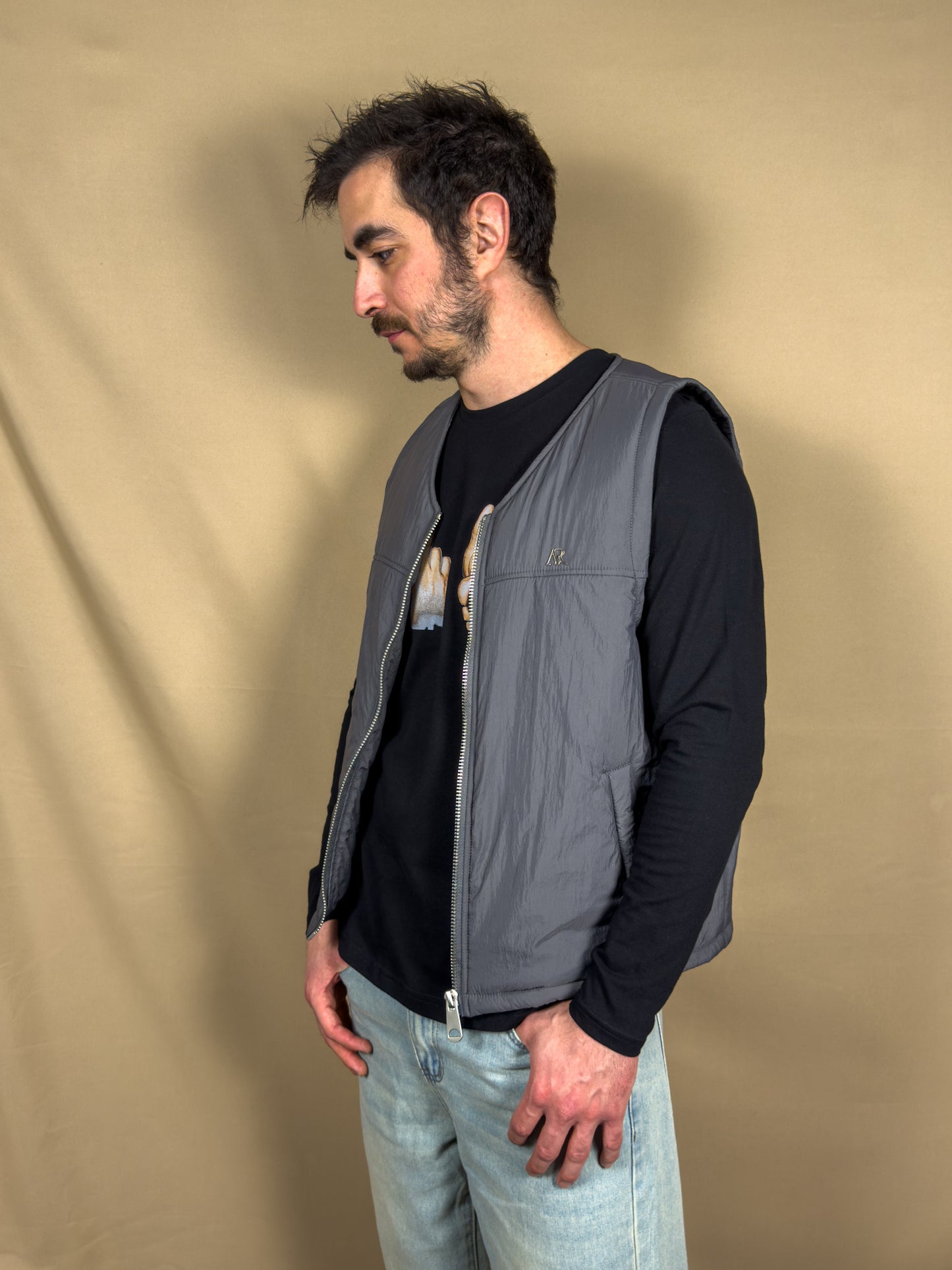 AR GILET GREY