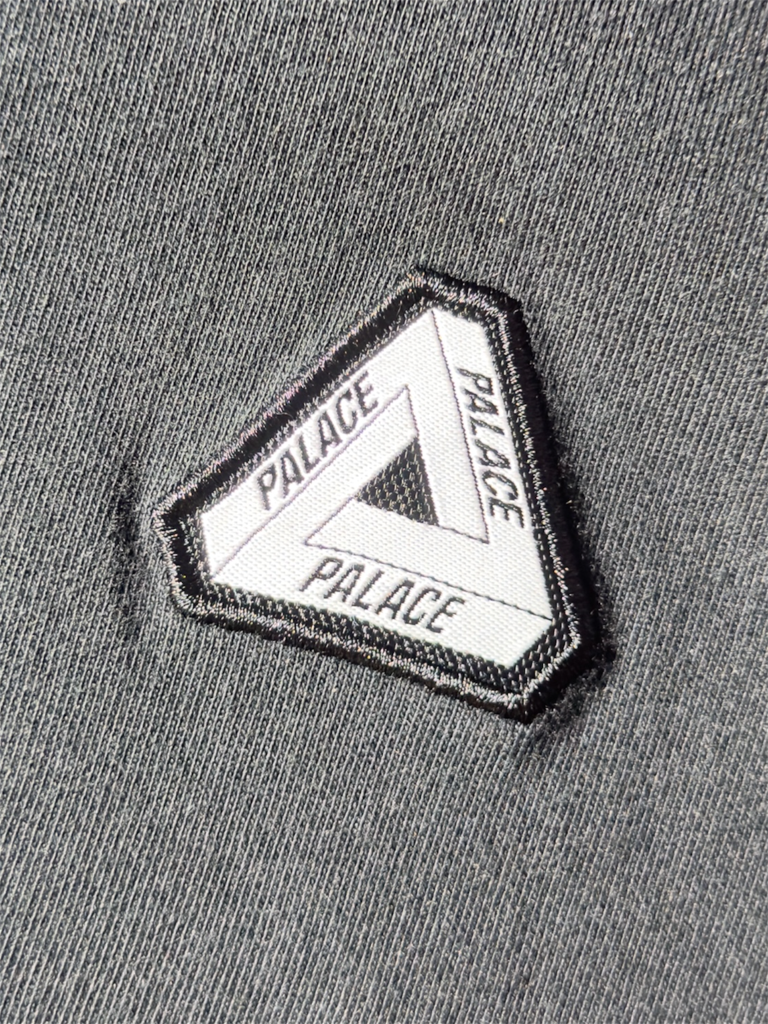 logo t shirt palace