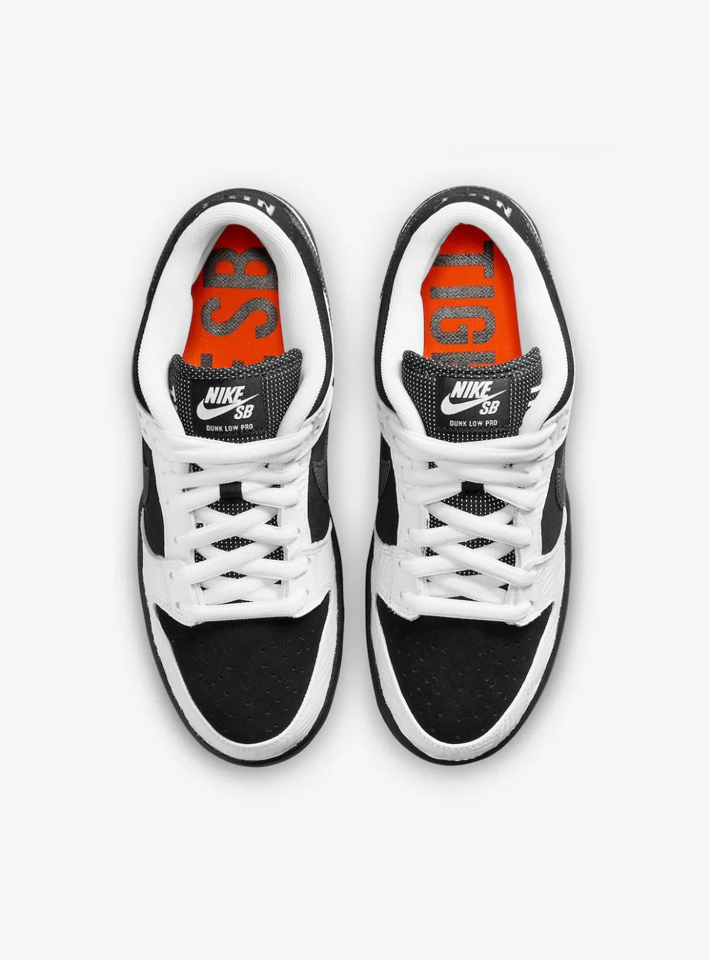 Nike Dunk low SB TIGHTBOOTH